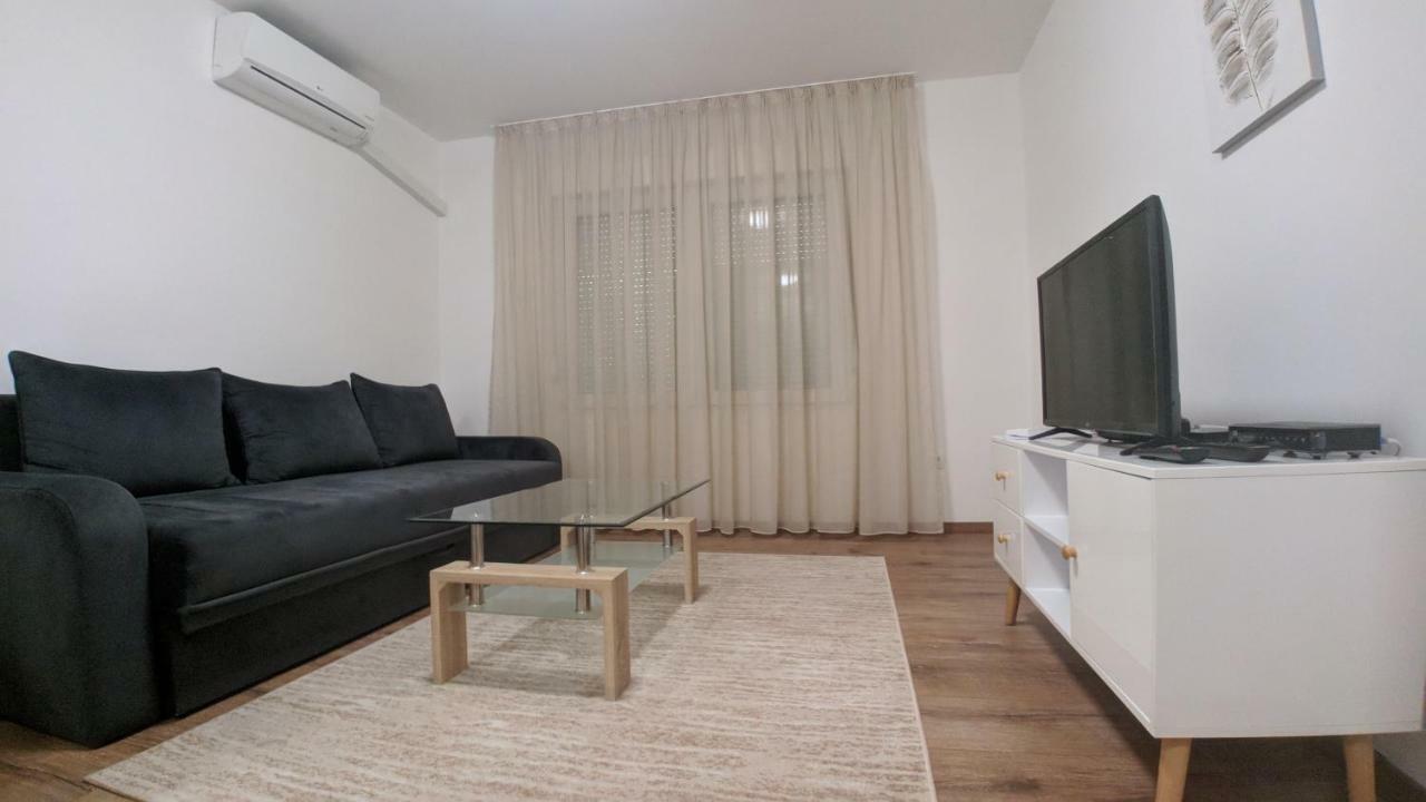 City Mid Mostar Apartment المظهر الخارجي الصورة