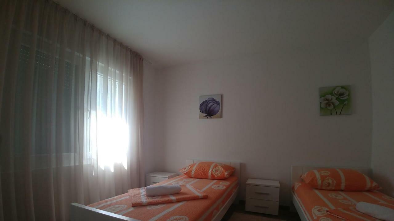 City Mid Mostar Apartment المظهر الخارجي الصورة